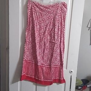 Red and white long skirt